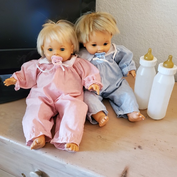 1990 Irwin Baby Boy & Girl Doll Set Pair Interact With Each Other - Picture 1 of 4